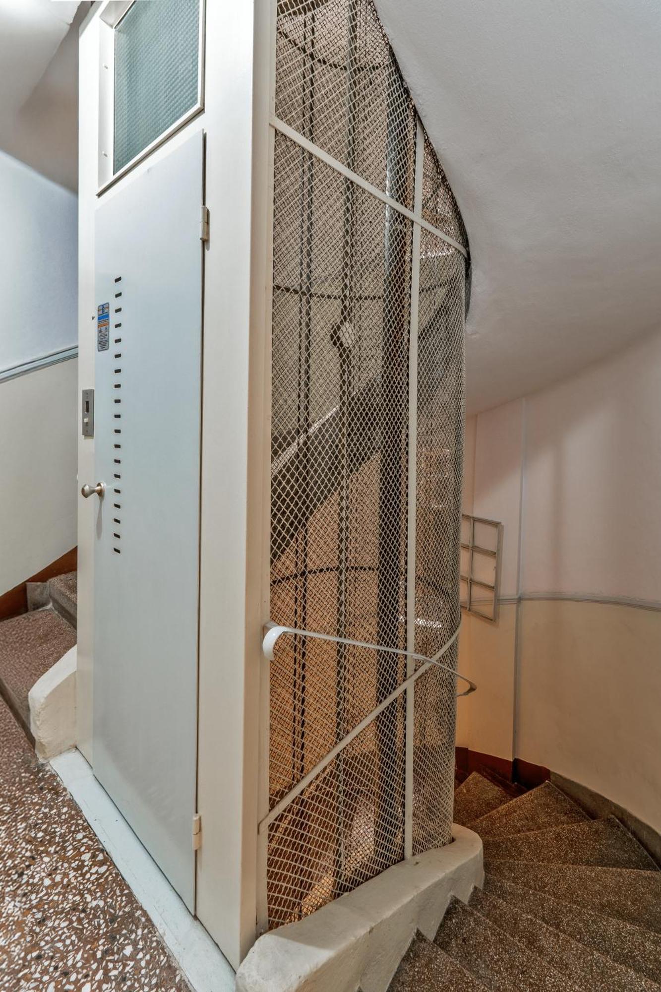 Urban Nest By Agia Sofia Apartment *